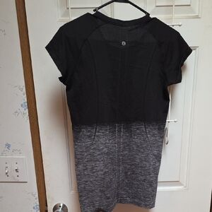 Lululemon Black and Gray Two-Tone Swiftly Top